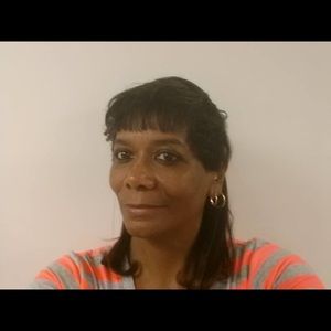 Meet your Posher, Carla